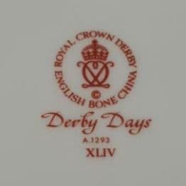 /mark_images/RoyalCrownDerby/Roman/Royal-Crown-Derby-1981.jpg